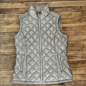 Calvin Klein Women's Silver Quilted Vest